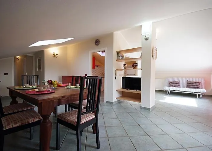 Della Luna Aparthotel