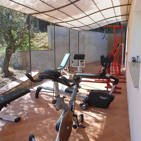 Hotel apartamentowy Della Luna Porto Azzurro