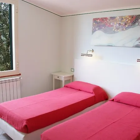 Della Luna Hotel apartamentowy Porto Azzurro
