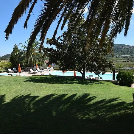 Della Luna Hotel apartamentowy