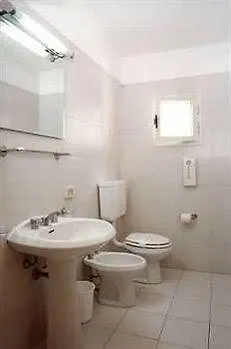 Della Luna Hotel apartamentowy