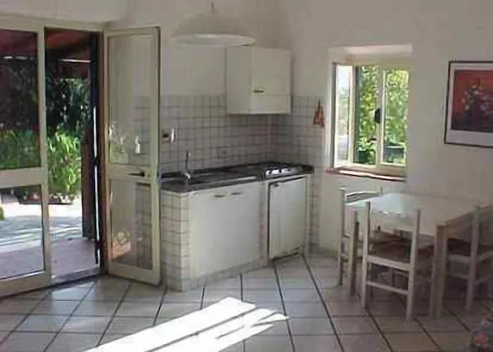 Della Luna Porto Azzurro