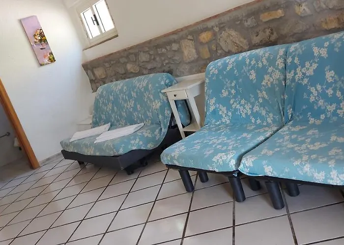 Della Luna Porto Azzurro