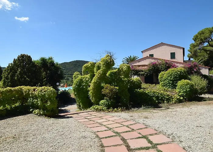 Della Luna Porto Azzurro